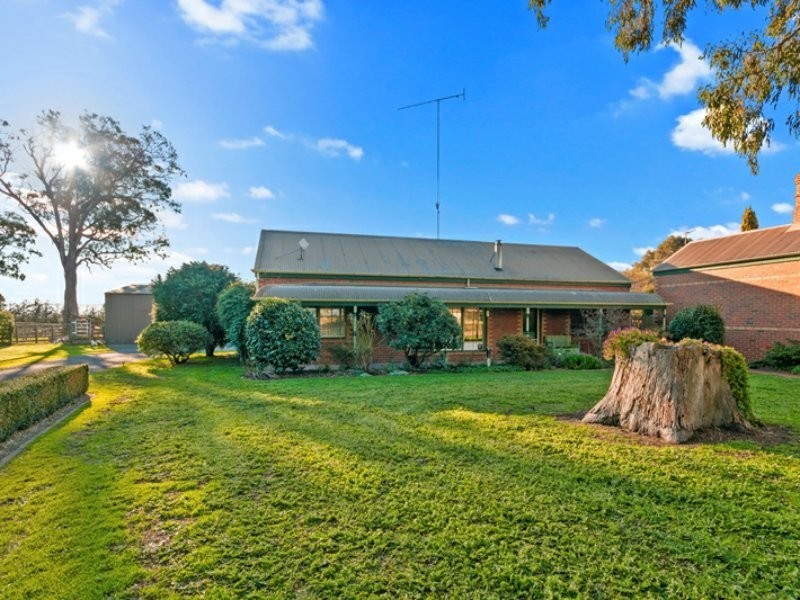 17 Glenloth Court, Traralgon East VIC 3844