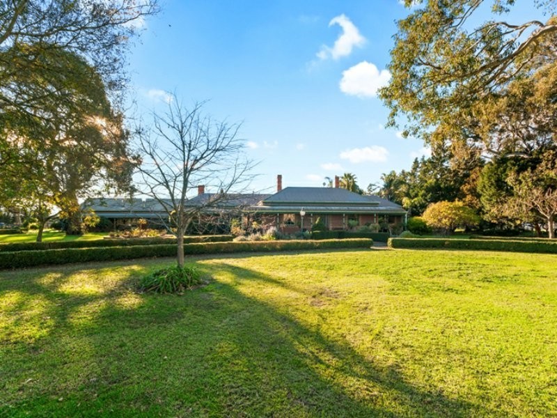 17 Glenloth Court, Traralgon East VIC 3844