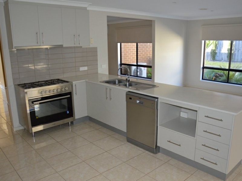 21 College Avenue, Traralgon VIC 3844