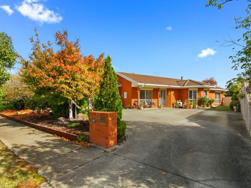 16 Conway Court, Traralgon VIC 3844