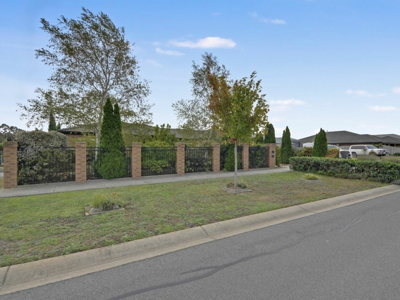 23 Riverslea Boulevard, Traralgon VIC 3844
