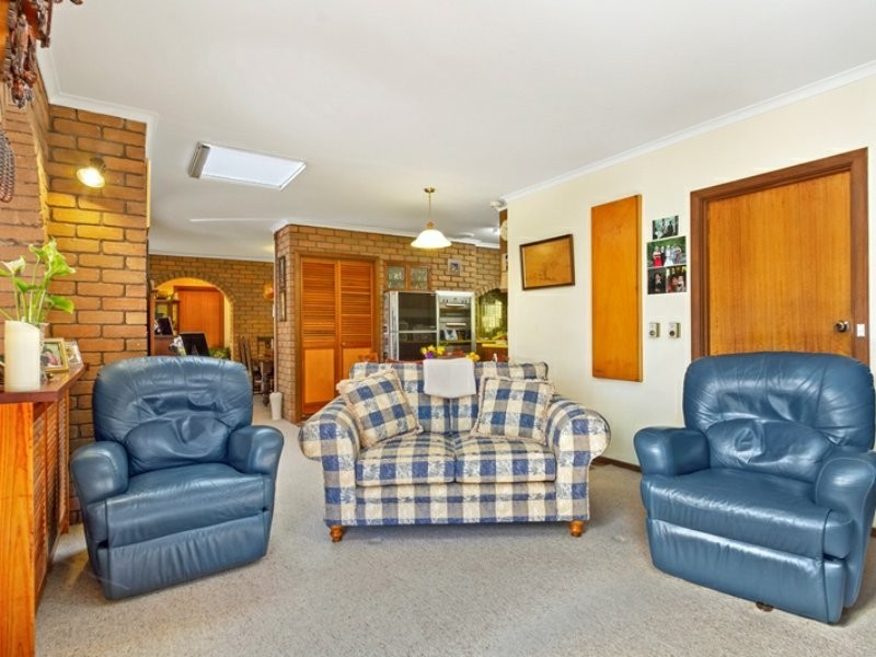 215 Guyatts Road, Toongabbie VIC 3856