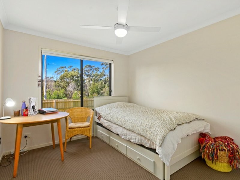 84 Phillip Parade, Churchill VIC 3842