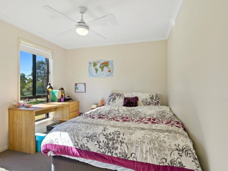 84 Phillip Parade, Churchill VIC 3842