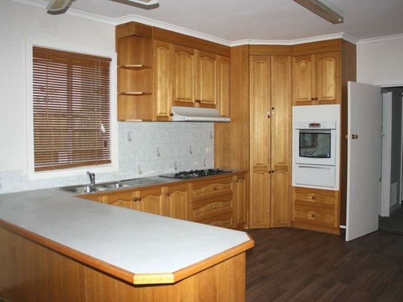 27 Catterick Street, Morwell VIC 3840