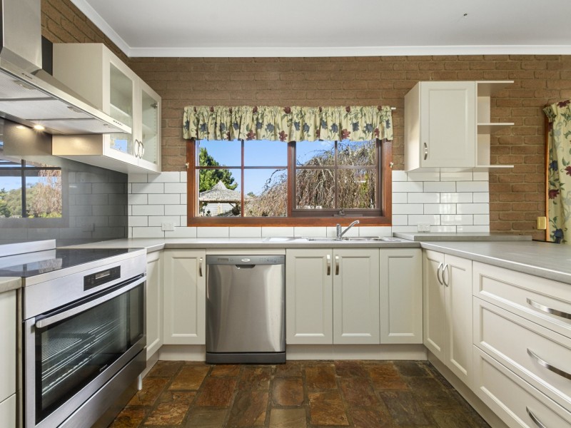 4 Edward Place, Traralgon VIC 3844