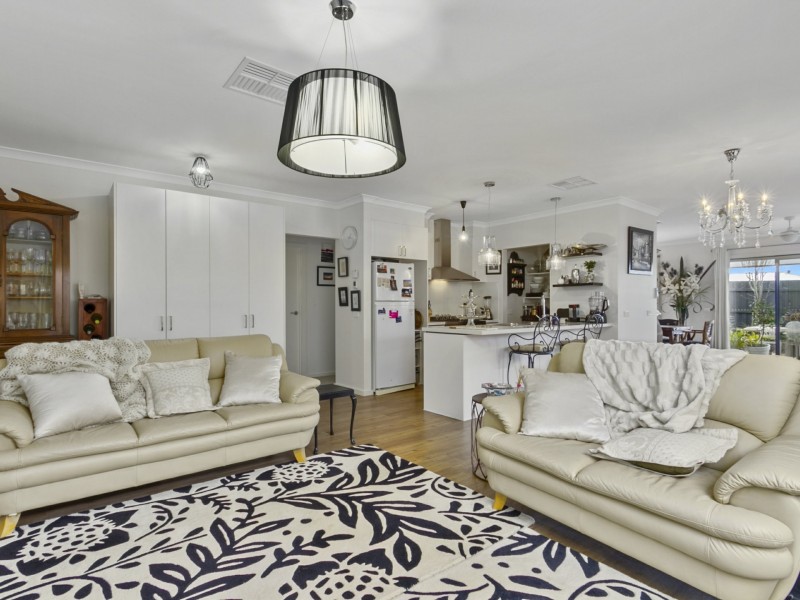 23A Bowral Way, Traralgon VIC 3844