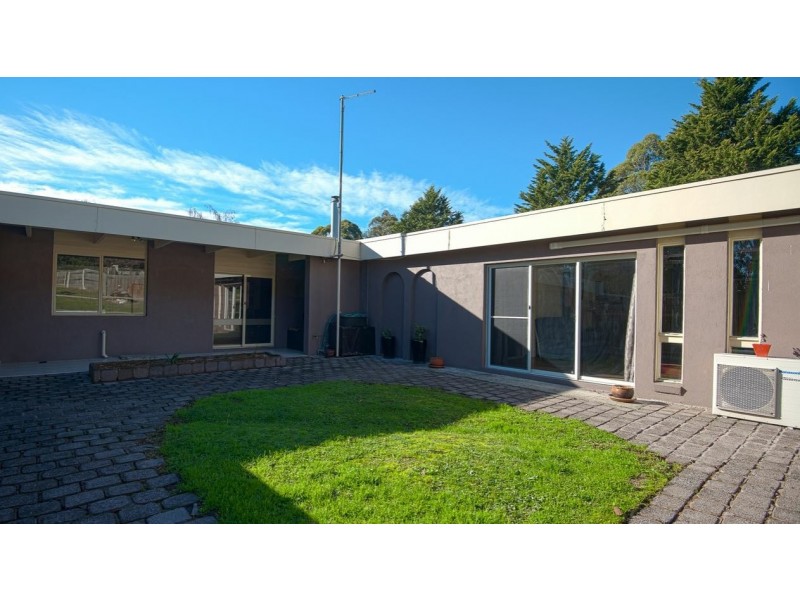 530 Church Road, Hazelwood North VIC 3840