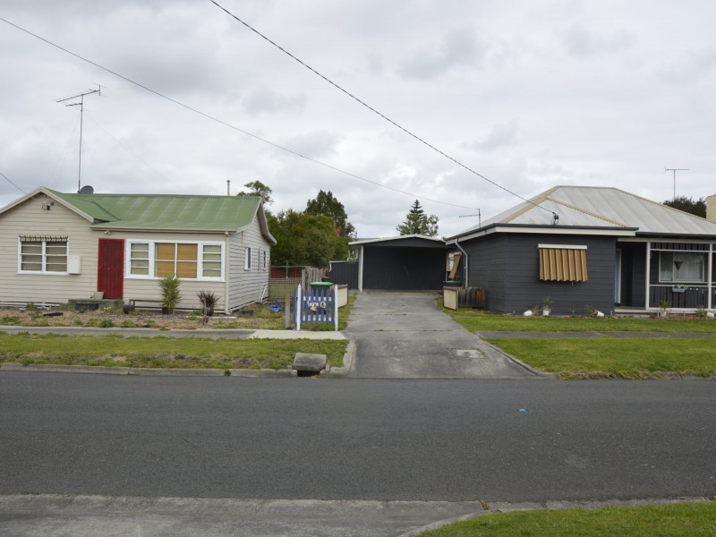 20 Brock Street, Moe VIC 3825