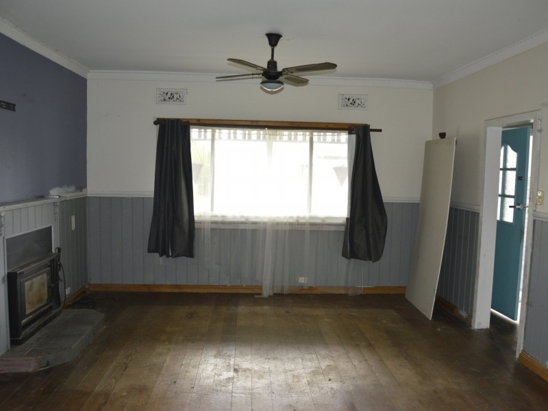 20 Brock Street, Moe VIC 3825