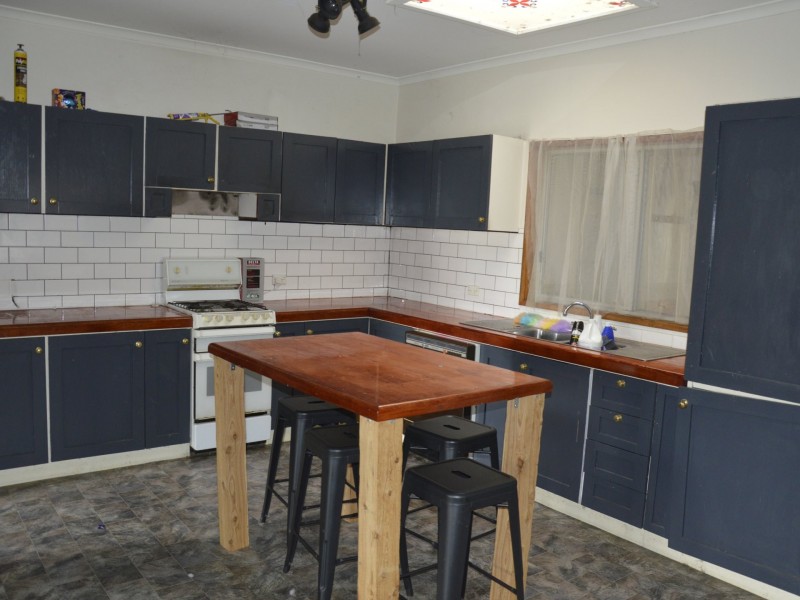 20 Brock Street, Moe VIC 3825