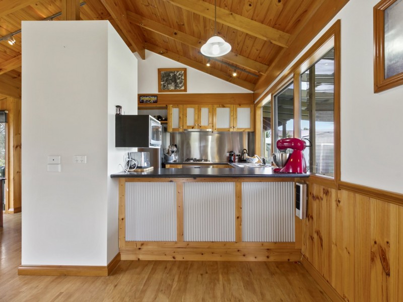 50 Harris Lane, Toongabbie VIC 3856