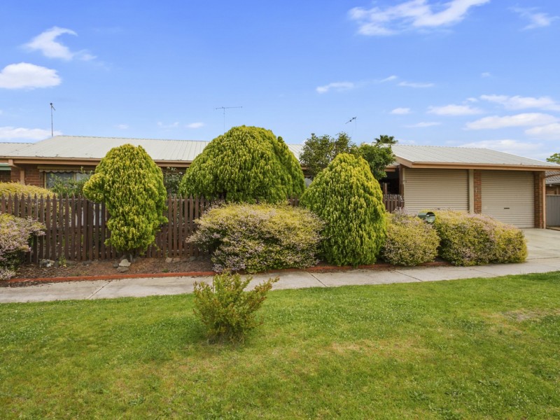 2/4 Blair Athol Drive, Traralgon VIC 3844
