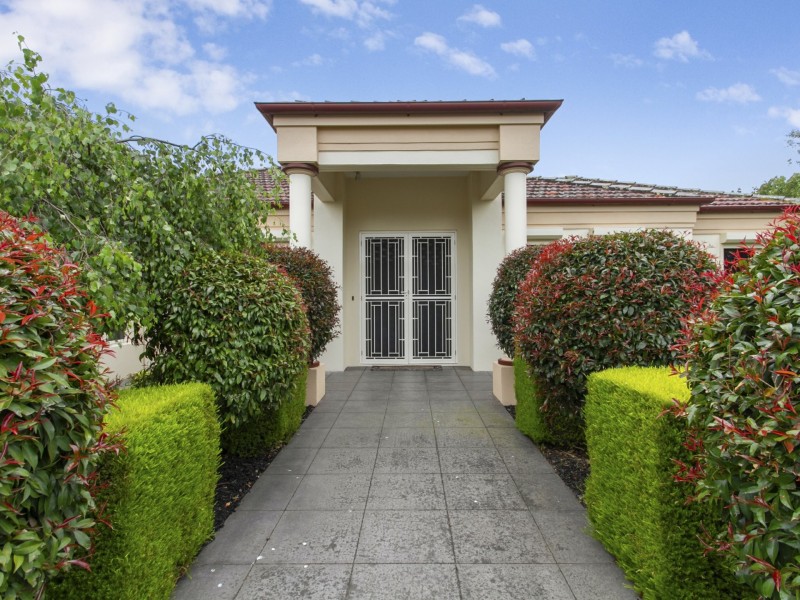 4 Leinster Avenue, Traralgon VIC 3844