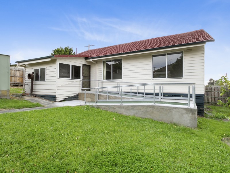 27 Queen Street, Moe VIC 3825