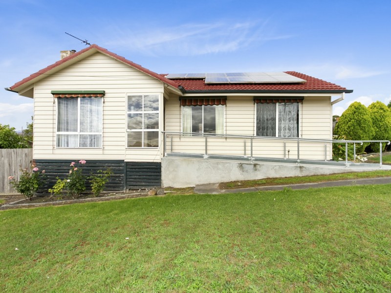 27 Queen Street, Moe VIC 3825
