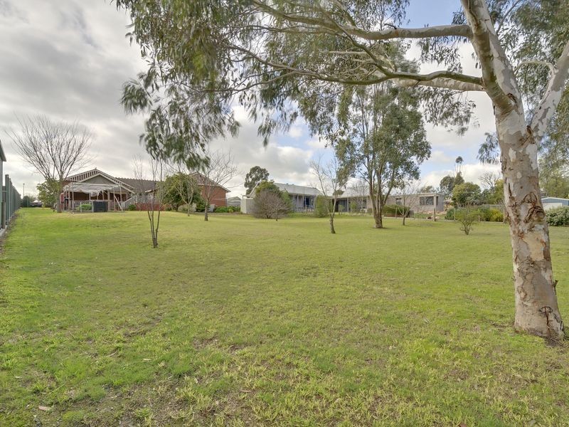 5 Jack Farmer Way, Traralgon VIC 3844