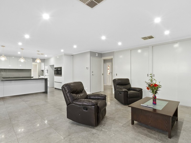 19 Oak Avenue, Traralgon VIC 3844