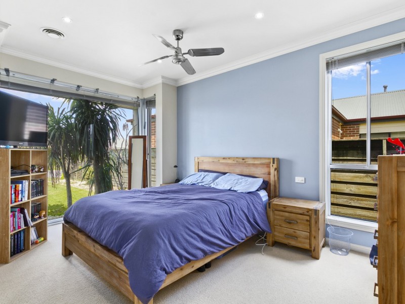 16 Giles Place, Traralgon VIC 3844