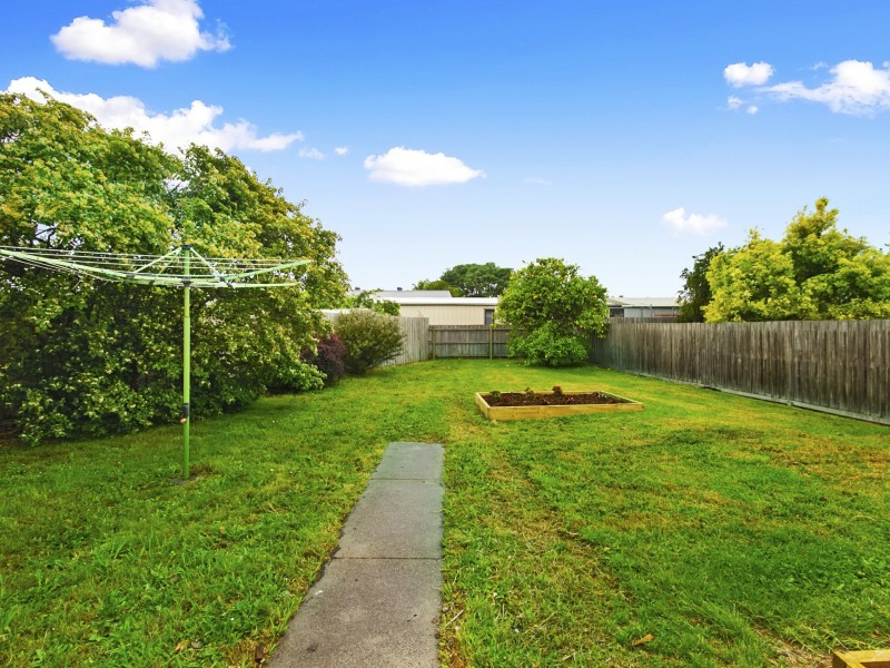 18 Bernard Avenue, Traralgon VIC 3844