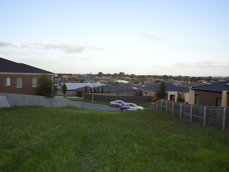 27 Notting Hill, Traralgon VIC 3844