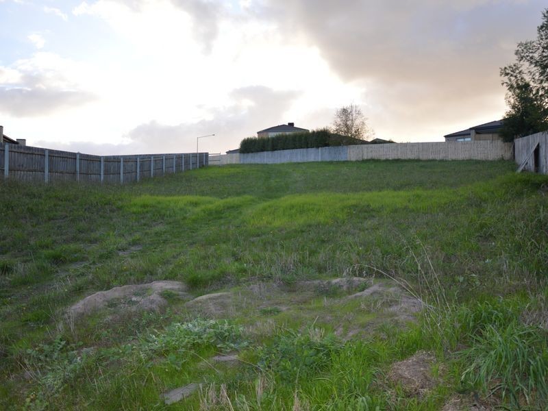 27 Notting Hill, Traralgon VIC 3844