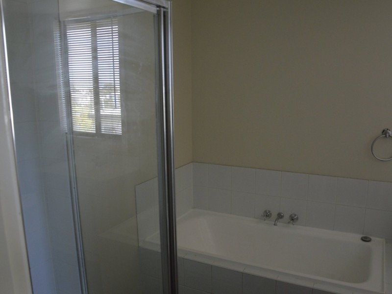 30 Robertson Street, Morwell VIC 3840