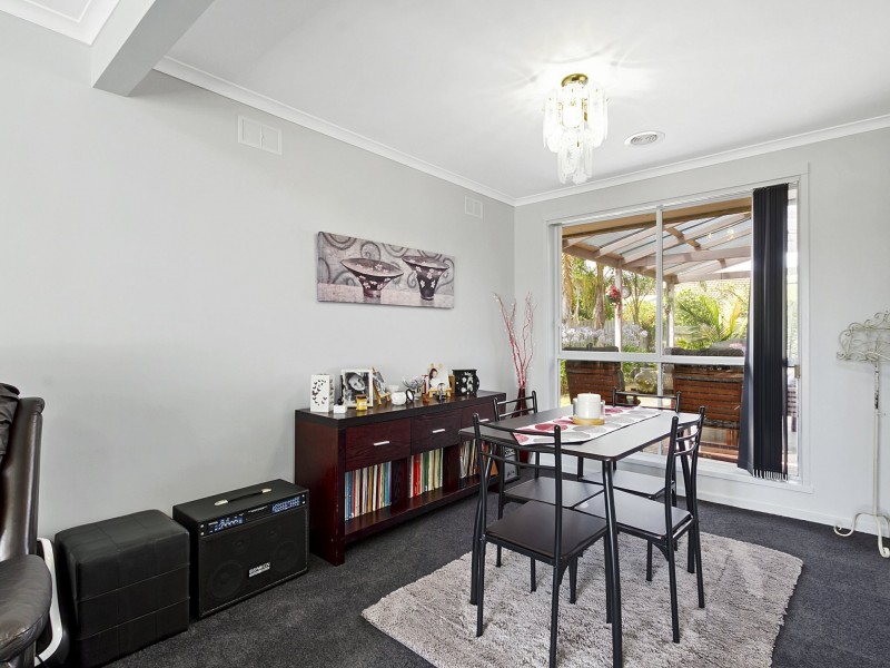 25 Rangeview Drive, Traralgon VIC 3844
