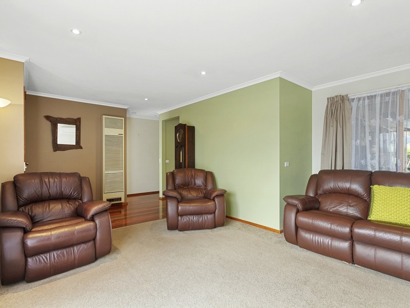 27 Gabo Way, Morwell VIC 3840