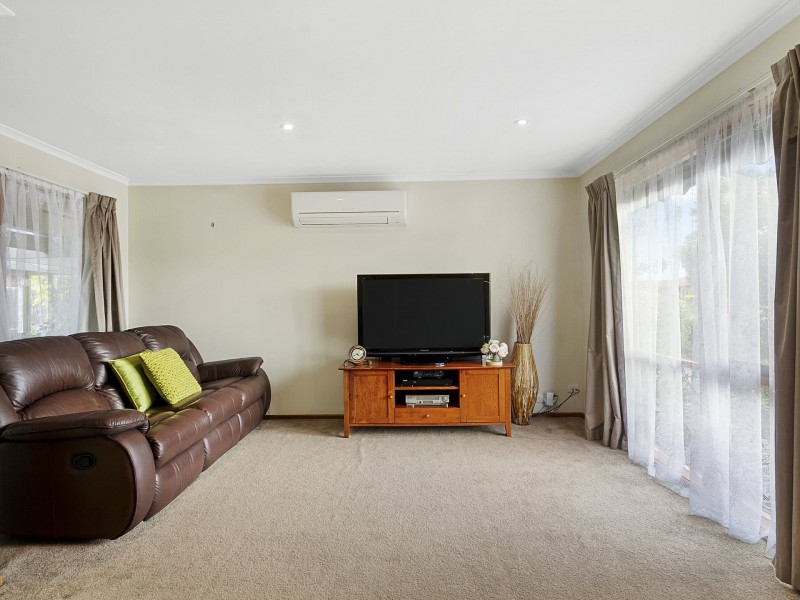 27 Gabo Way, Morwell VIC 3840
