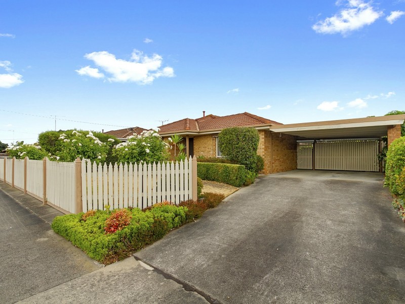 27 Gabo Way, Morwell VIC 3840
