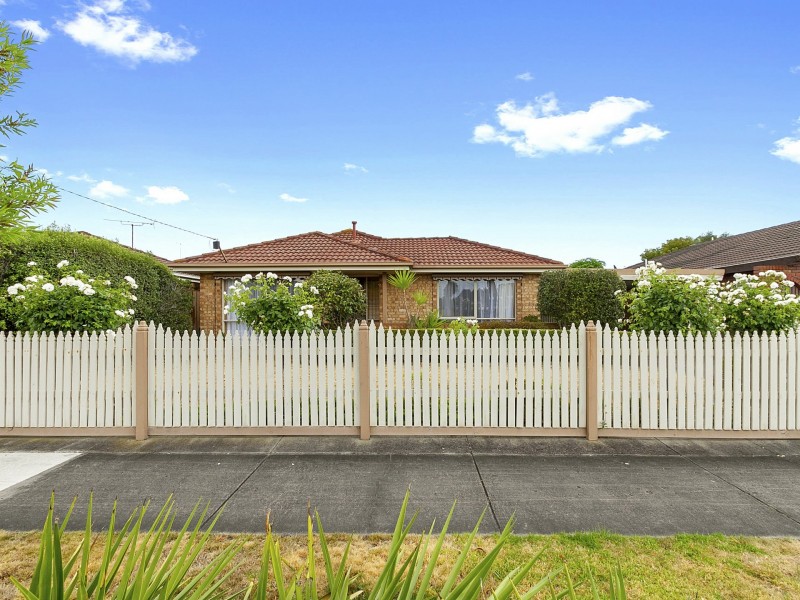 27 Gabo Way, Morwell VIC 3840