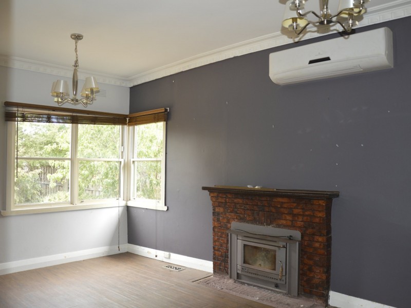 18 Vale Street, Moe VIC 3825