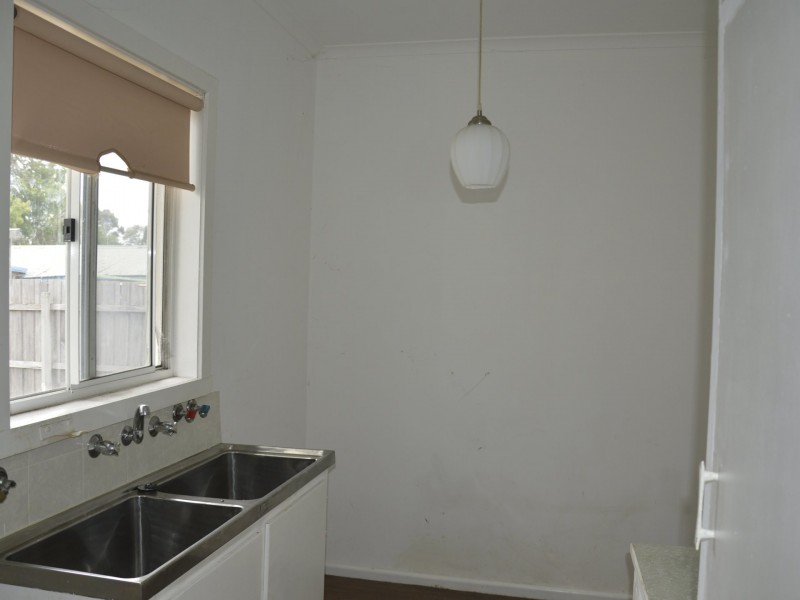 18 Vale Street, Moe VIC 3825