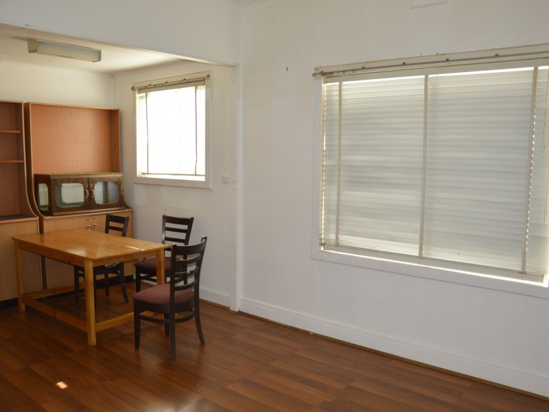 Unit 1/307 Princes Way, Morwell VIC 3840