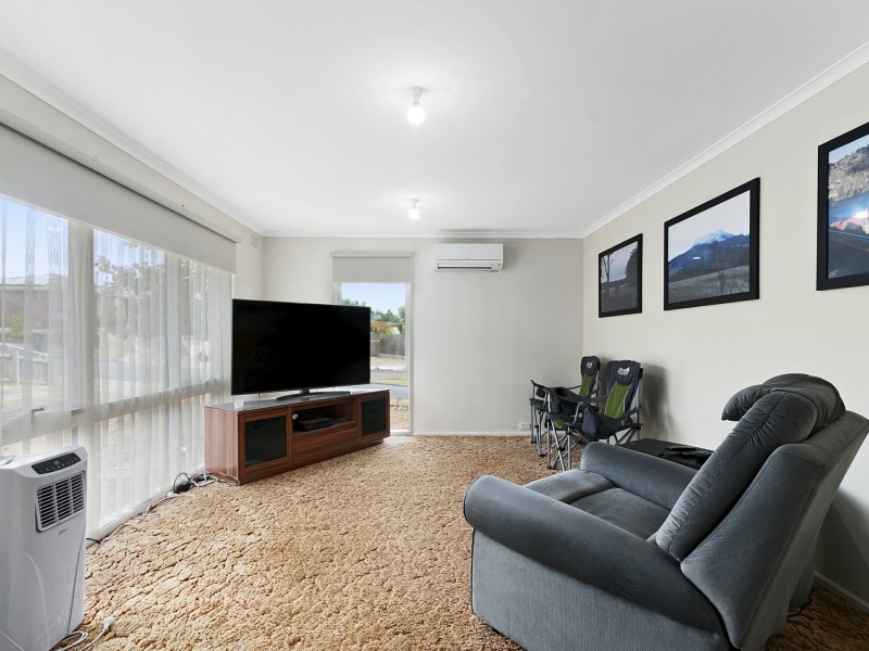 2 Sheoke Grove, Churchill VIC 3842