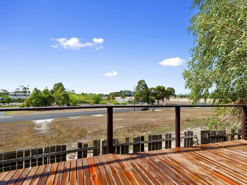 2 Sheoke Grove, Churchill VIC 3842