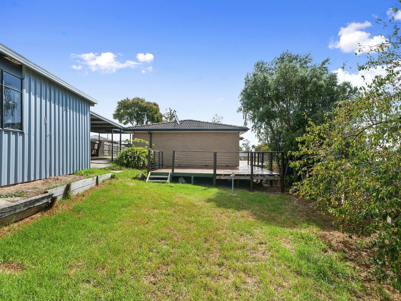 2 Sheoke Grove, Churchill VIC 3842