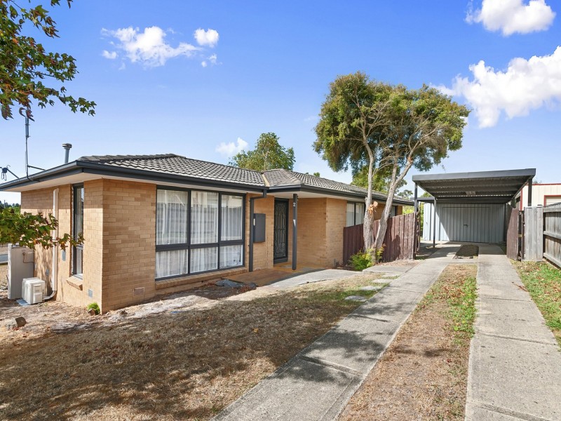 2 Sheoke Grove, Churchill VIC 3842