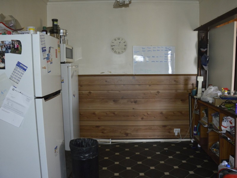 11C Henry Street, Moe VIC 3825