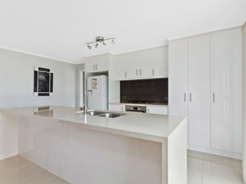 6 Nicholson Place, Traralgon VIC 3844