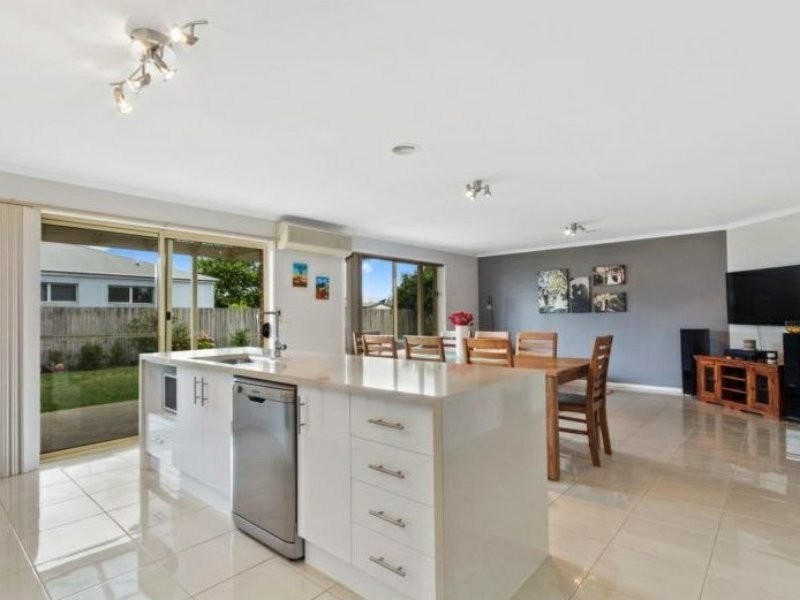 6 Nicholson Place, Traralgon VIC 3844