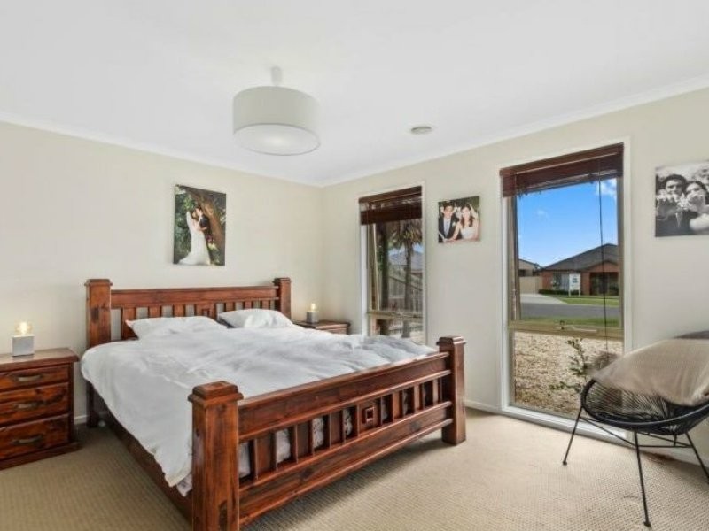 6 Nicholson Place, Traralgon VIC 3844