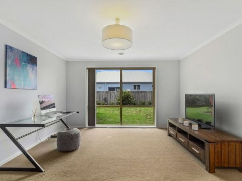 6 Nicholson Place, Traralgon VIC 3844