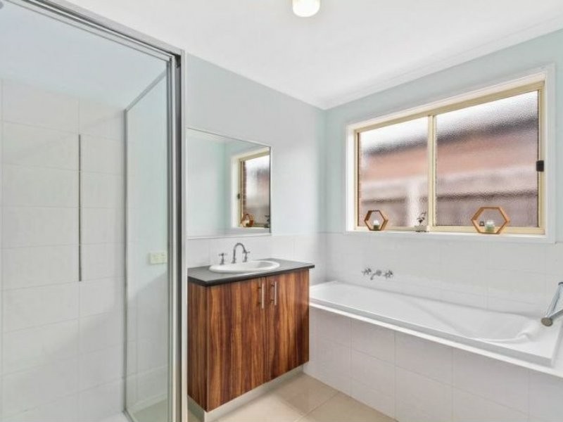 6 Nicholson Place, Traralgon VIC 3844