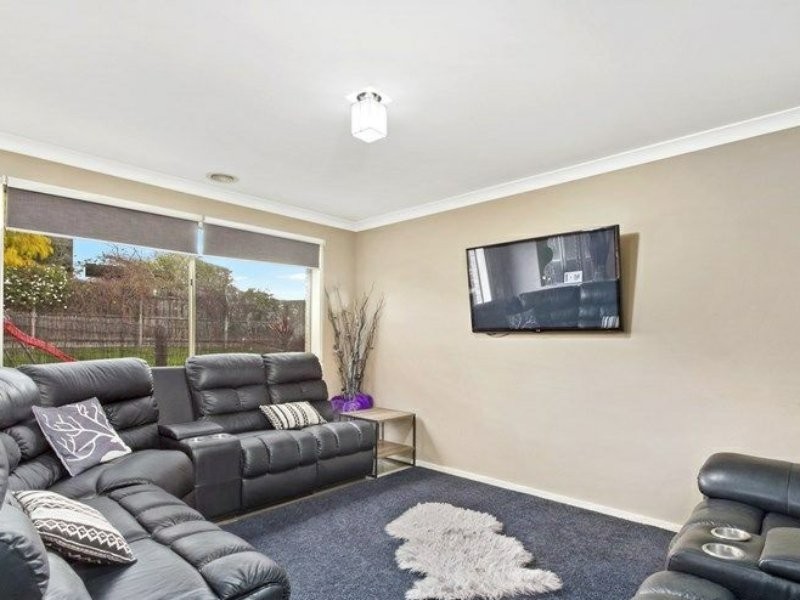 104 Ellavale Drive, Traralgon VIC 3844