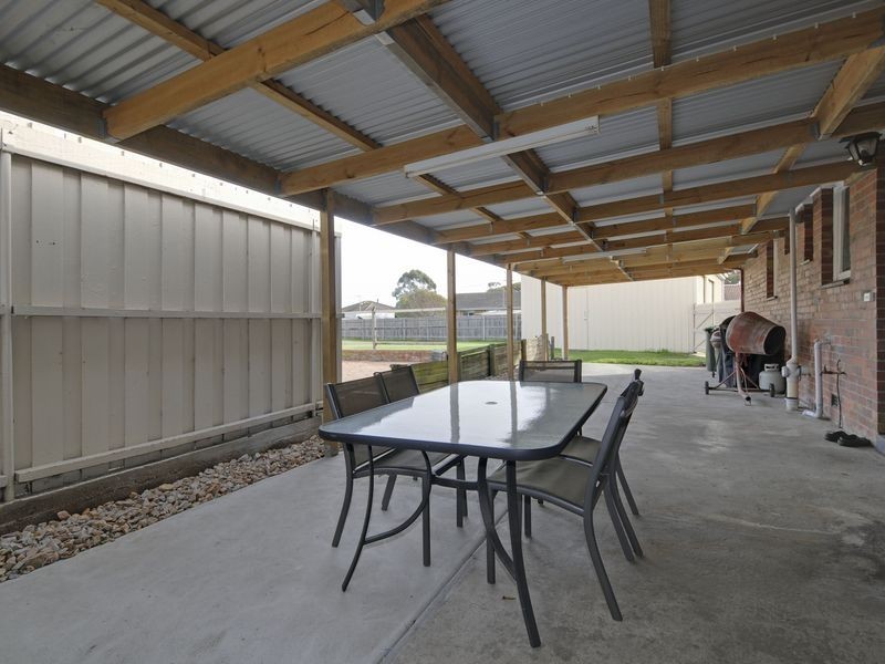 2-4 Glen Elwyn Avenue, Glengarry VIC 3854