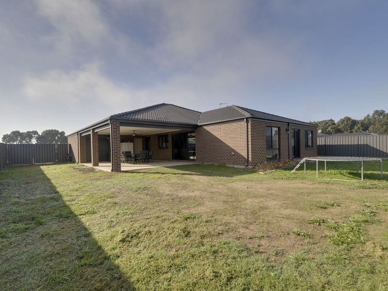 3 Chown Court, Rosedale VIC 3847