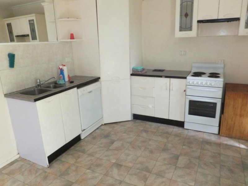 49 White Pde, Churchill VIC 3842