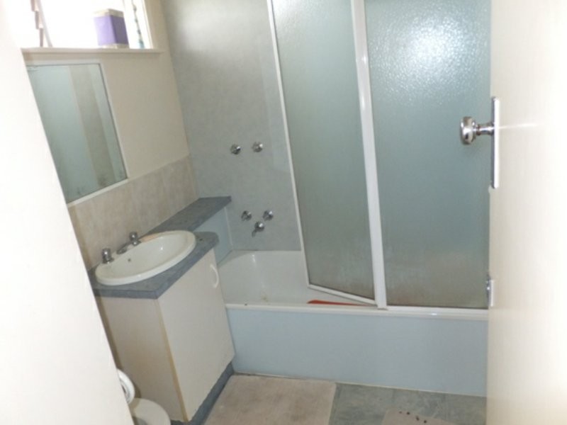 49 White Pde, Churchill VIC 3842